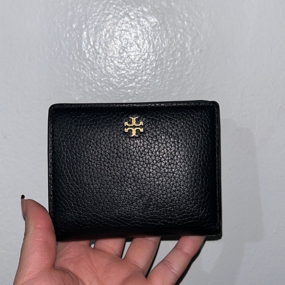 Tory Burch Handbags - Tory Burch wallet